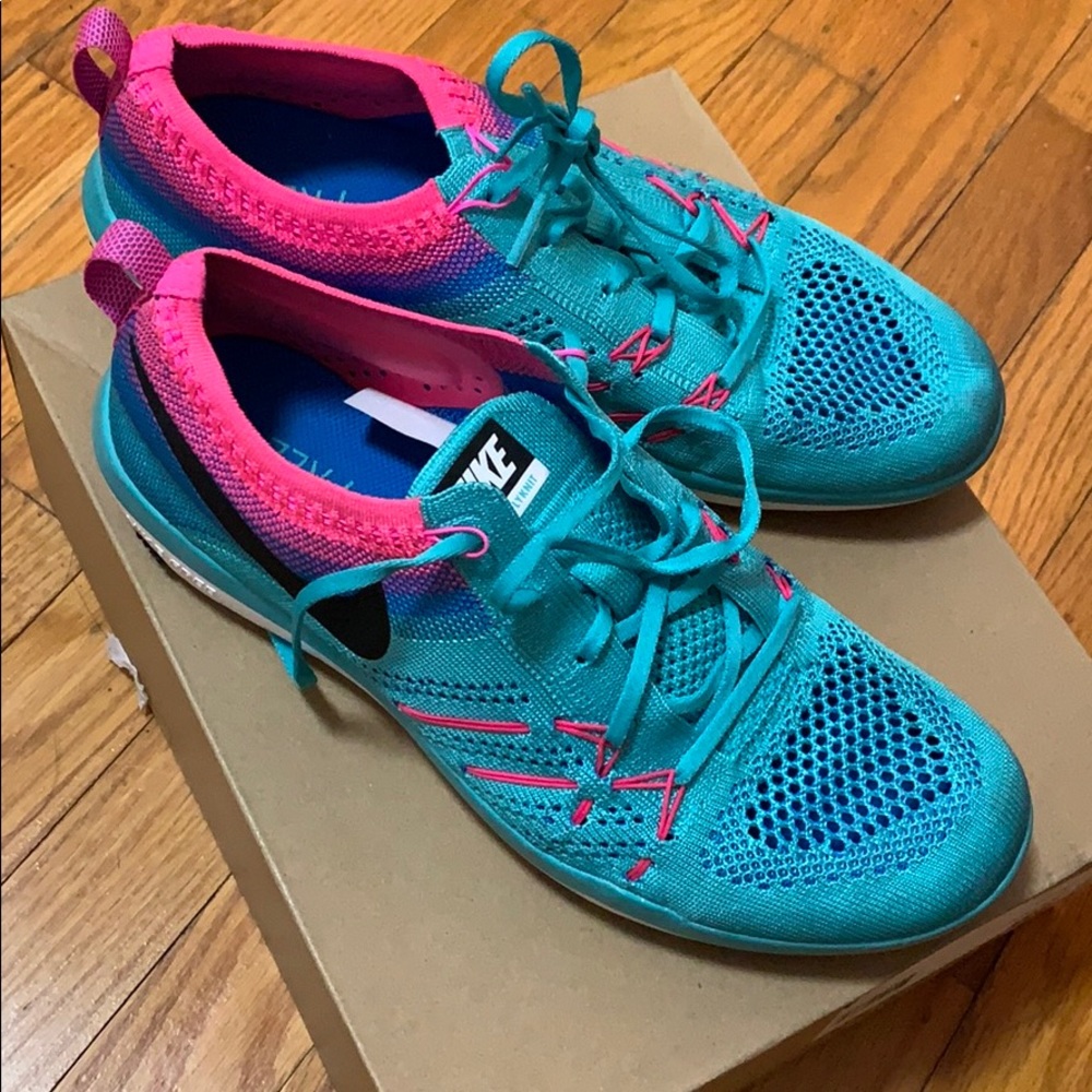 Nike Focus Flyknit